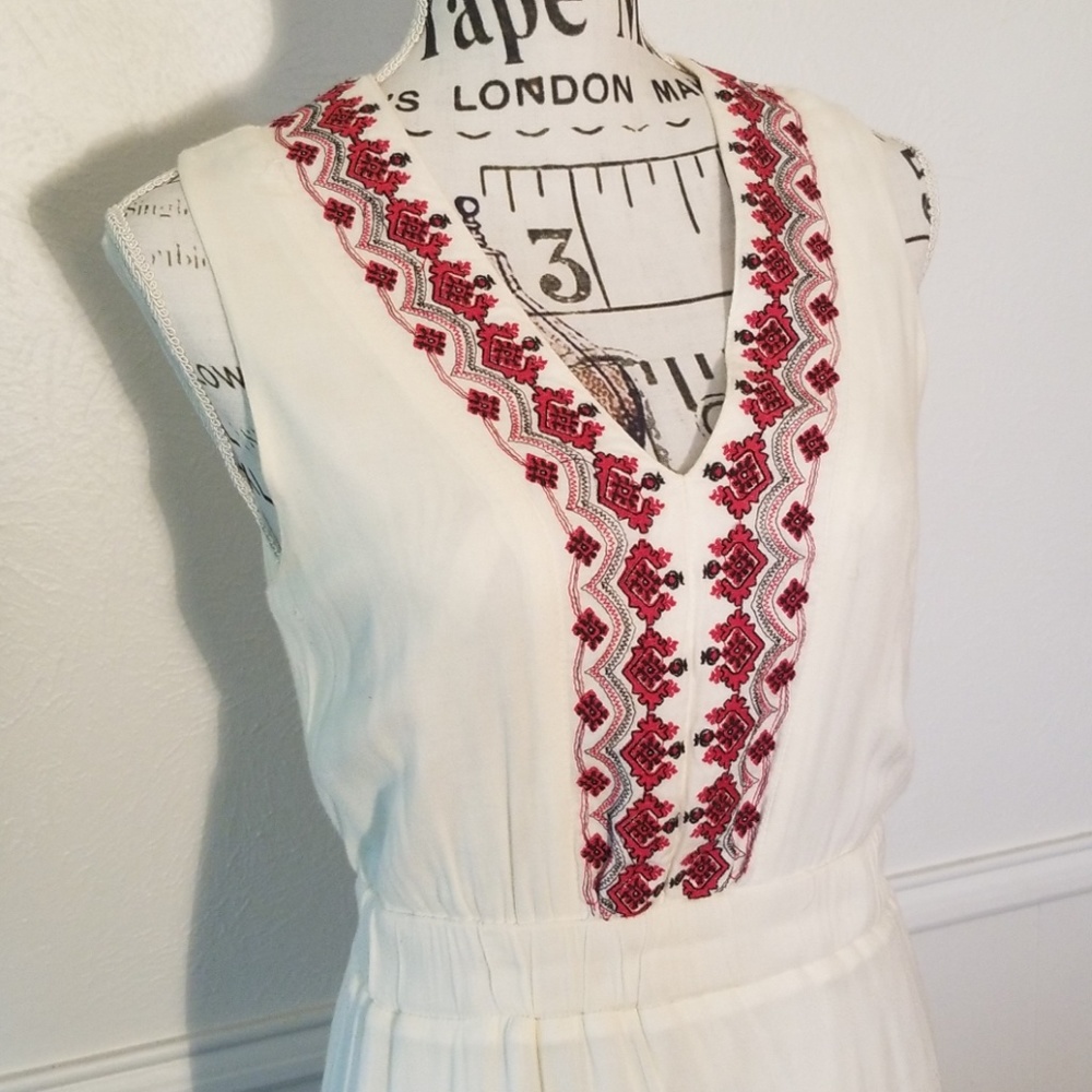 Folk embroidered maxi dress
